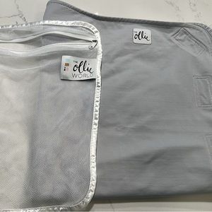 The Ollie World Swaddle Light Gray